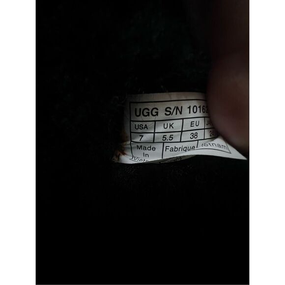 UGG Tall Classic Boots Australian Made size 7 - Picture 9 of 10